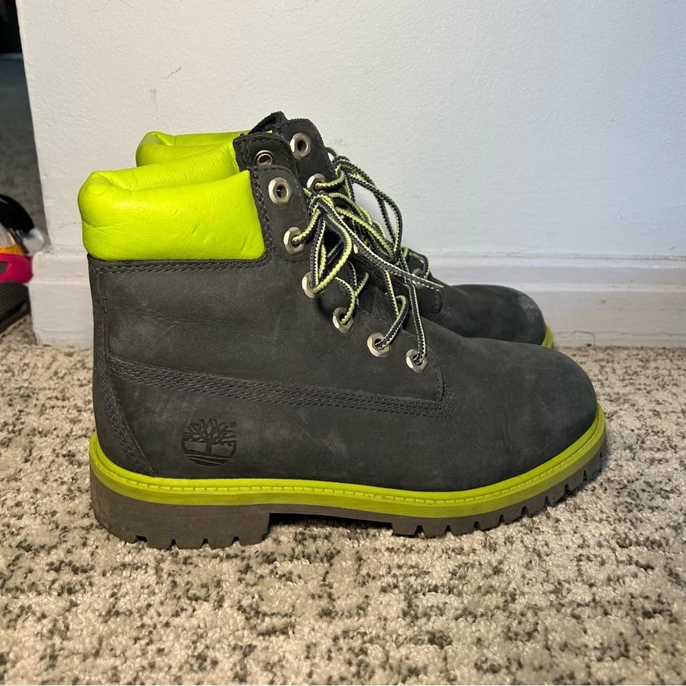 Timberland Green & Safety Grey Suede 6” Premium Waterproof Boots Size 4 Kids